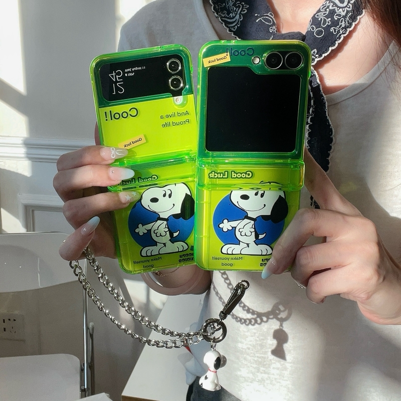 かわいい漫画ピーナッツスヌーピー蛍光グリーンカードウォレット - Phone Cases With Wallet のレビューと価格